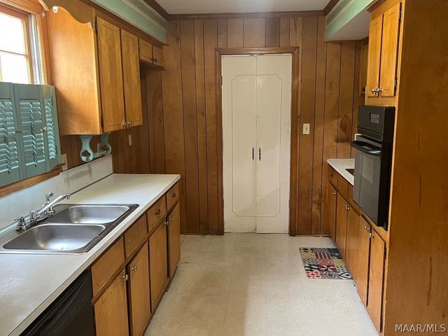 233 Carol Villa Drive, Montgomery, AL 36109