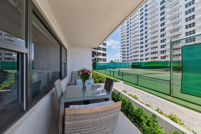 3800 GALT OCEAN Drive 105, Fort Lauderdale, FL 33308