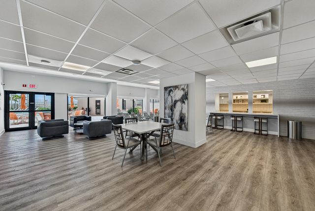 3800 GALT OCEAN Drive 105, Fort Lauderdale, FL 33308