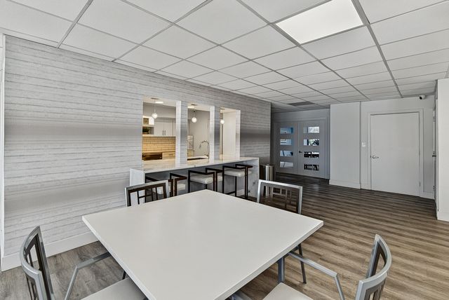 3800 GALT OCEAN Drive 105, Fort Lauderdale, FL 33308