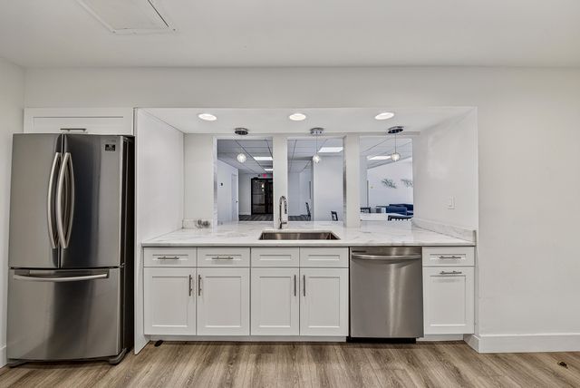 3800 GALT OCEAN Drive 105, Fort Lauderdale, FL 33308
