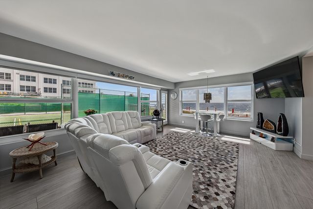 3800 GALT OCEAN Drive 105, Fort Lauderdale, FL 33308