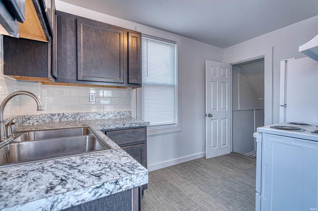 1501 Stringtown Road, Evansville, IN 47711