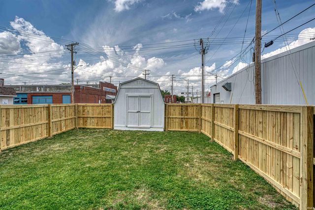 1501 Stringtown Road, Evansville, IN 47711