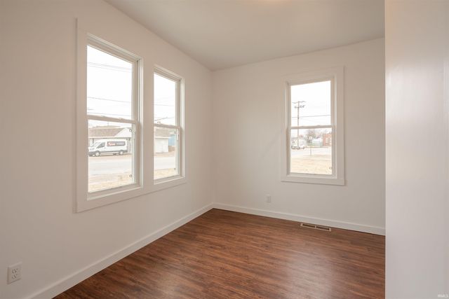 1501 Stringtown Road, Evansville, IN 47711