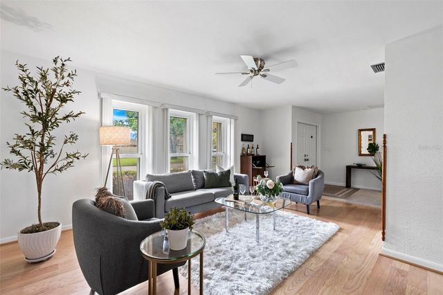 511 RIVIERA BAY DRIVE NE, St Petersburg, FL 33702