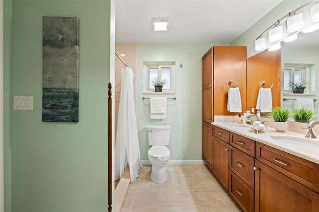 511 RIVIERA BAY DRIVE NE, St Petersburg, FL 33702