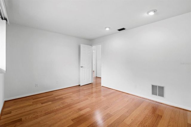 511 RIVIERA BAY DRIVE NE, St Petersburg, FL 33702