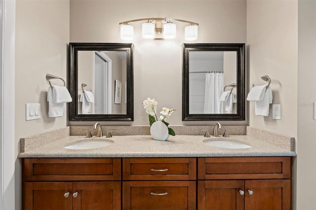 511 RIVIERA BAY DRIVE NE, St Petersburg, FL 33702