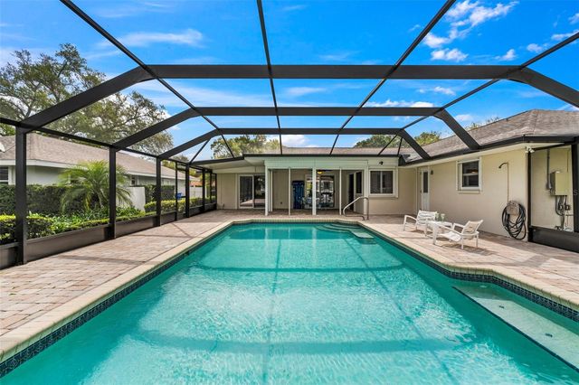 511 RIVIERA BAY DRIVE NE, St Petersburg, FL 33702