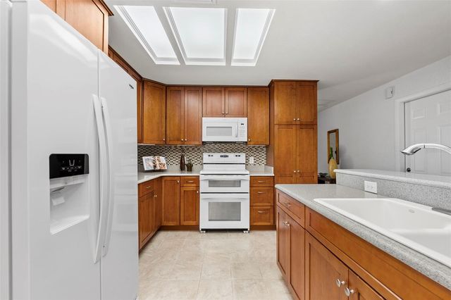 511 RIVIERA BAY DRIVE NE, St Petersburg, FL 33702