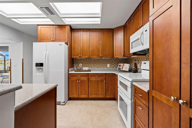 511 RIVIERA BAY DRIVE NE, St Petersburg, FL 33702