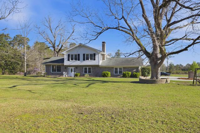 1468 Azalea Dr., Galivants Ferry, SC 29544