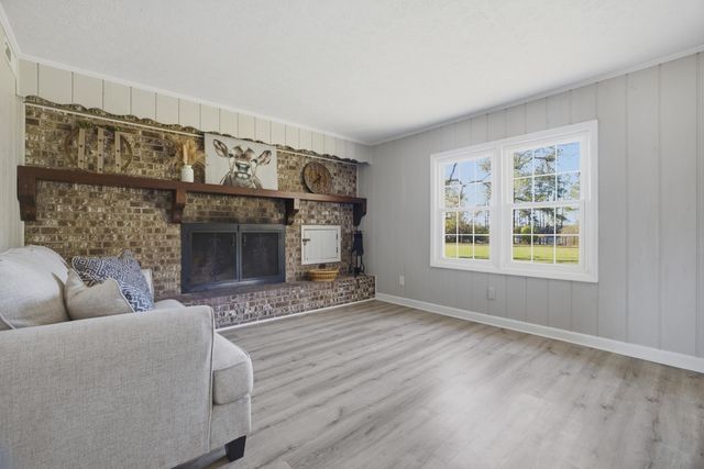 1468 Azalea Dr., Galivants Ferry, SC 29544