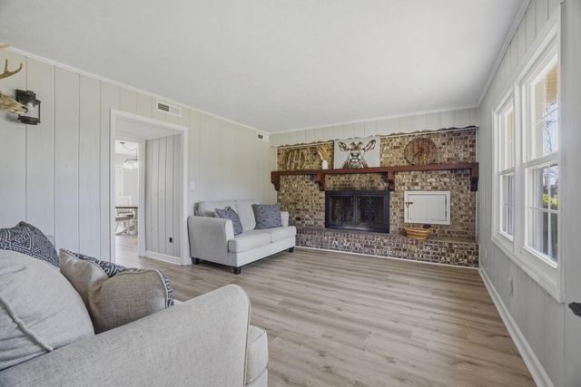 1468 Azalea Dr., Galivants Ferry, SC 29544