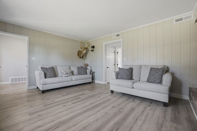 1468 Azalea Dr., Galivants Ferry, SC 29544