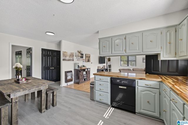 403 LITTLEJOHN ROAD, Clanton, AL 35045