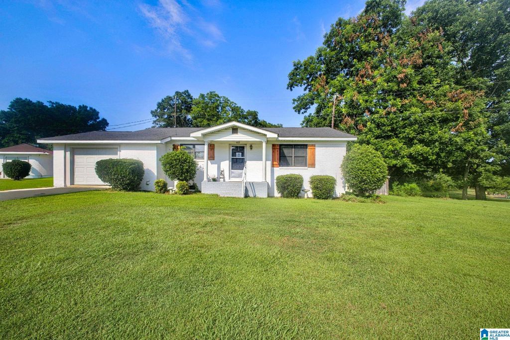 403 LITTLEJOHN ROAD, Clanton, AL 35045