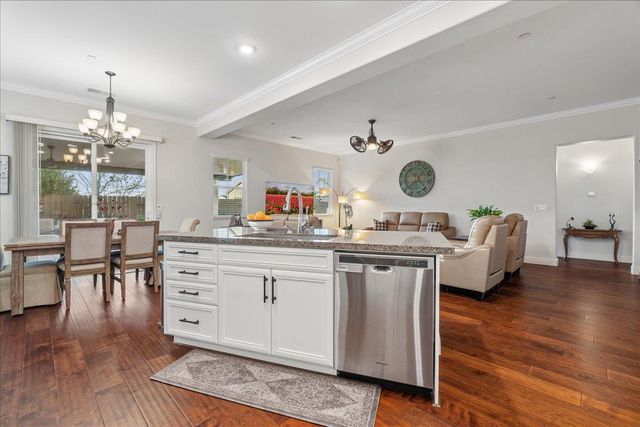 2142 Fawndale Ln, Lincoln, CA 95648