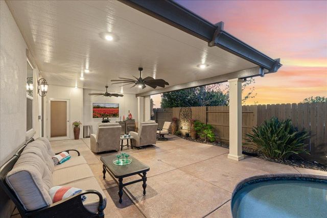 2142 Fawndale Ln, Lincoln, CA 95648