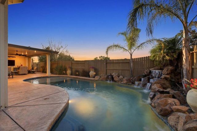 2142 Fawndale Ln, Lincoln, CA 95648