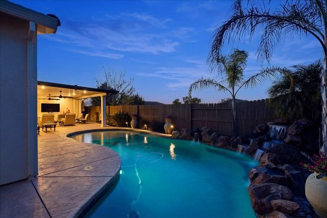 2142 Fawndale Ln, Lincoln, CA 95648