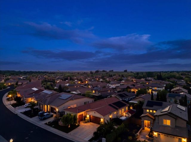 2142 Fawndale Ln, Lincoln, CA 95648