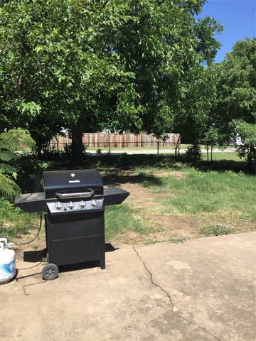 608 W Payne, Olney, TX 76374