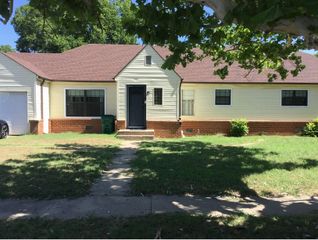 608 W Payne, Olney, TX 76374