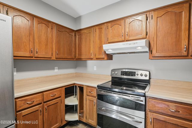 13585 Holly Springs Road, Byhalia, MS 38611