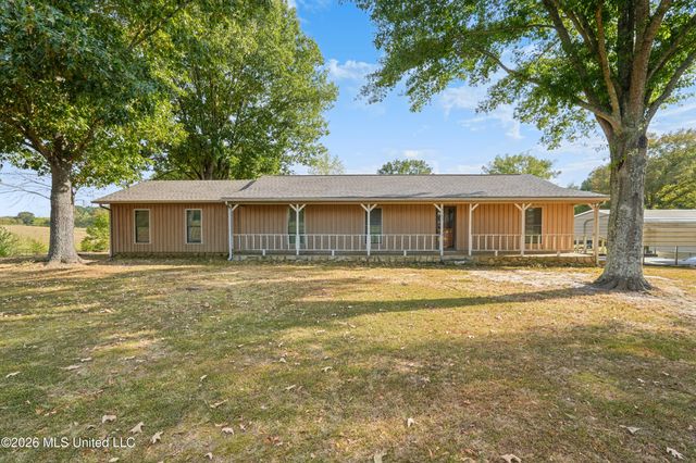 13585 Holly Springs Road, Byhalia, MS 38611