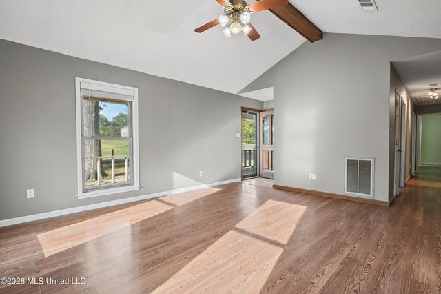 13585 Holly Springs Road, Byhalia, MS 38611