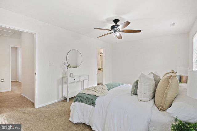 19105 CHERRY BEND DR, Germantown, MD 20874