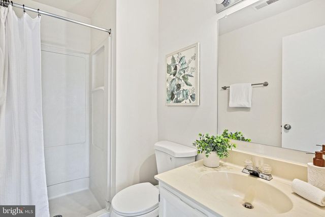 19105 CHERRY BEND DR, Germantown, MD 20874