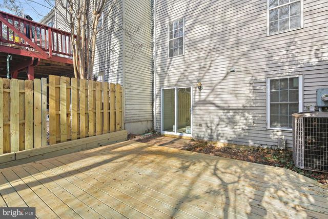 19105 CHERRY BEND DR, Germantown, MD 20874