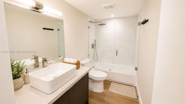 1121 Crandon Blvd E708, Key Biscayne, FL 33149