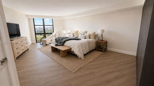 1121 Crandon Blvd E708, Key Biscayne, FL 33149