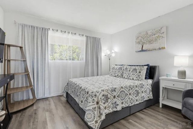 5700 Baltimore Dr 76, La Mesa, CA 91942