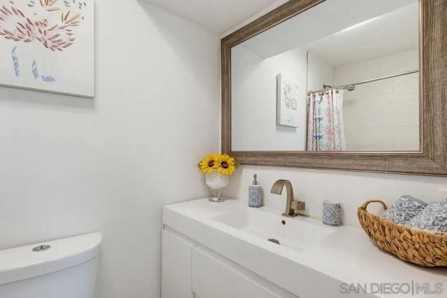 5700 Baltimore Dr 76, La Mesa, CA 91942
