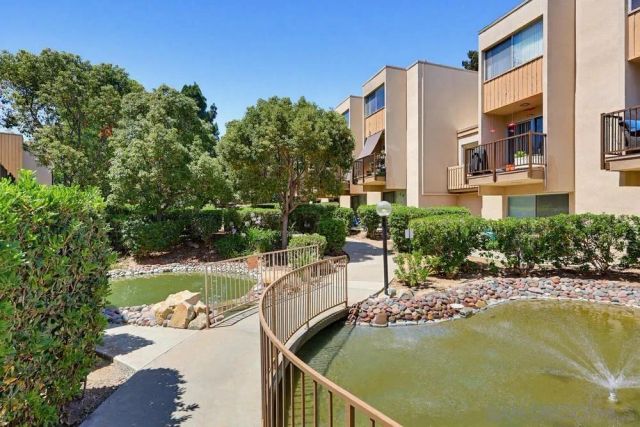 5700 Baltimore Dr 76, La Mesa, CA 91942