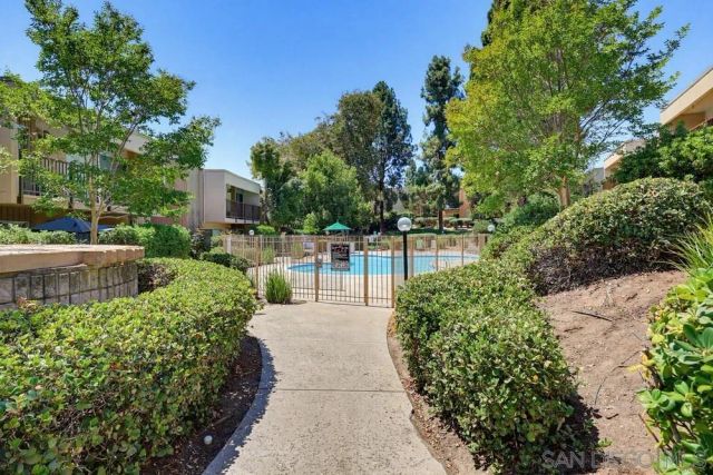 5700 Baltimore Dr 76, La Mesa, CA 91942