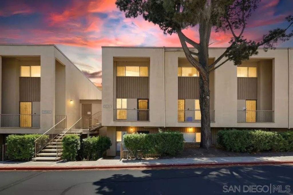 5700 Baltimore Dr 76, La Mesa, CA 91942