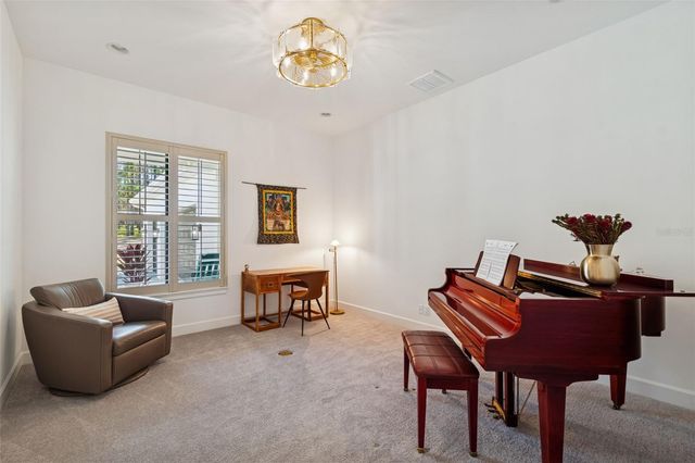 4905 MAJESTIC HILLS LOOP, Brooksville, FL 34601