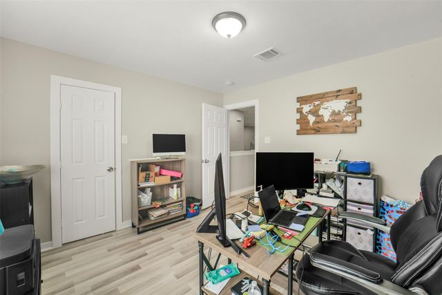 11026 Desert Springs Circle, Houston, TX 77095