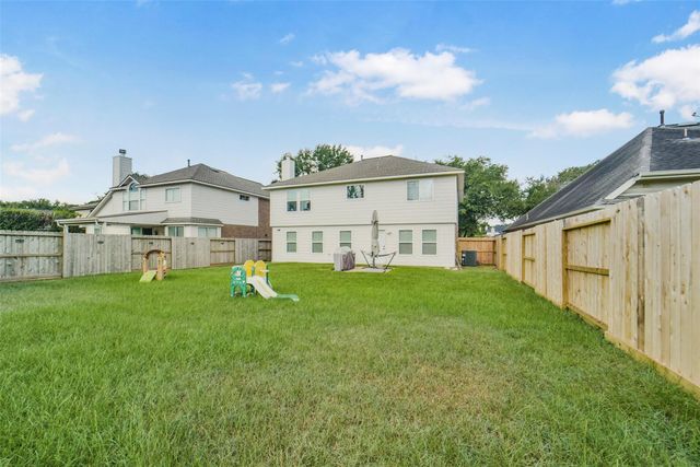 11026 Desert Springs Circle, Houston, TX 77095