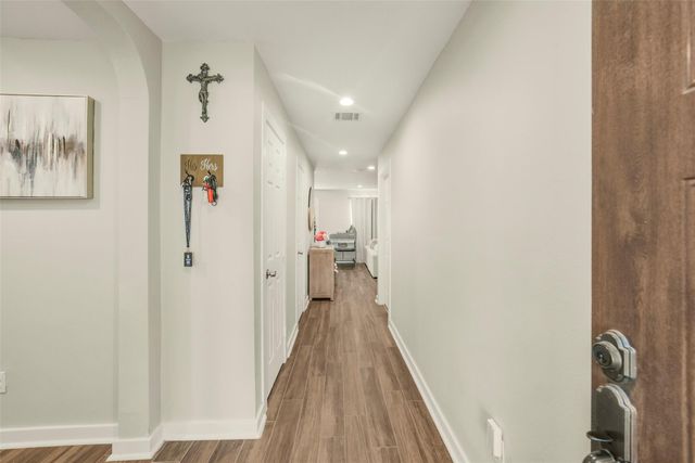 11026 Desert Springs Circle, Houston, TX 77095