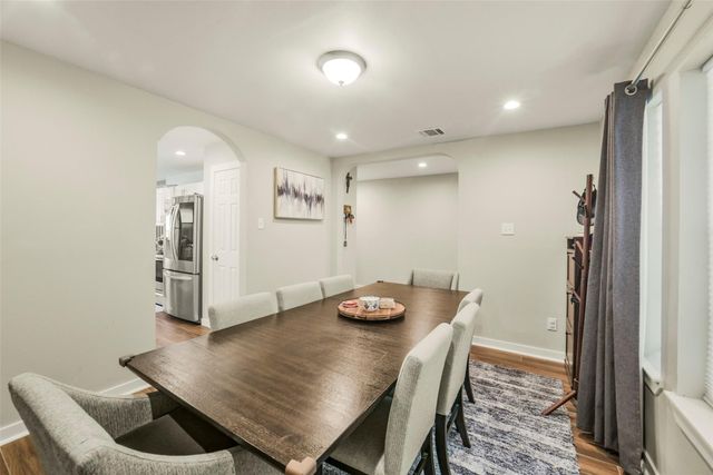 11026 Desert Springs Circle, Houston, TX 77095