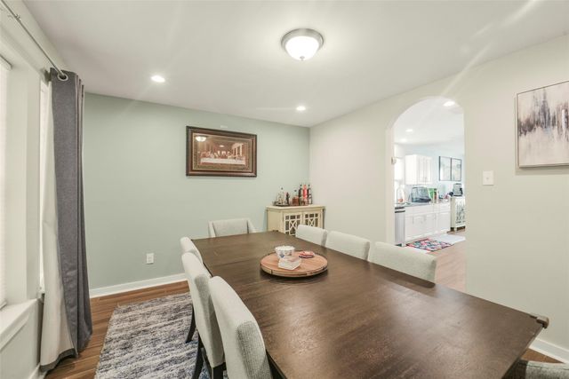 11026 Desert Springs Circle, Houston, TX 77095