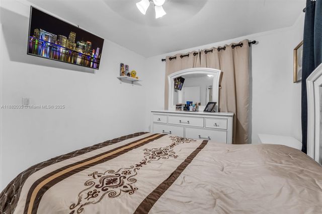 12750 SW 197th Ave, Miami, FL 33196