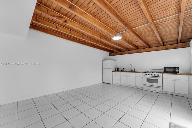 12750 SW 197th Ave, Miami, FL 33196